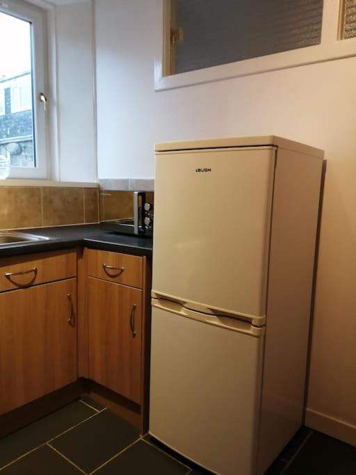 Stylish One Bed Flat With Private Parking Apartment Aberdeen Bagian luar foto